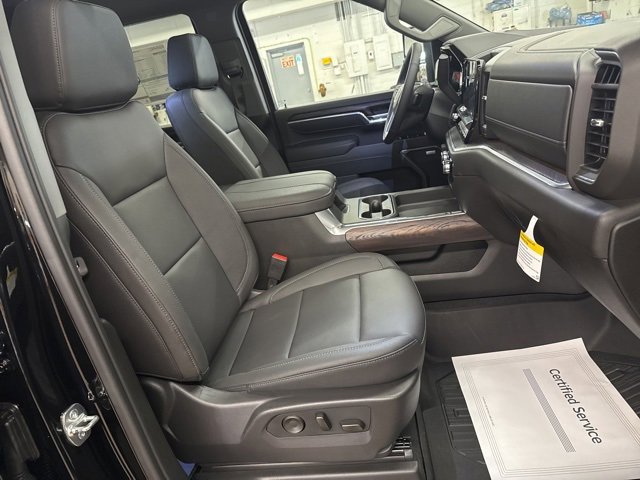 New 2026 GMC Sierra 2500 SLT w/ SLT Convenience Package image 28