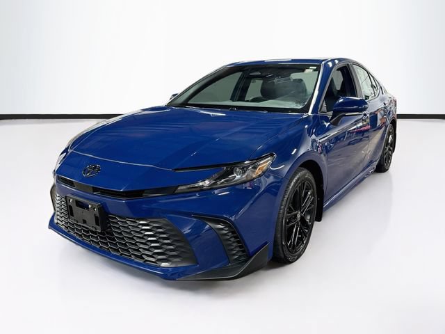 Used 2025 Toyota Camry SE w/ Convenience Package AWD/4WD image 3