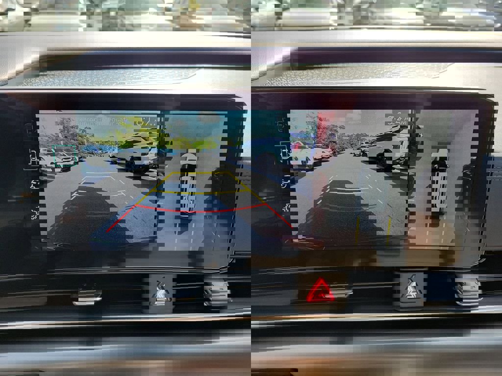 New 2026 Kia Carnival SX FWD image 33