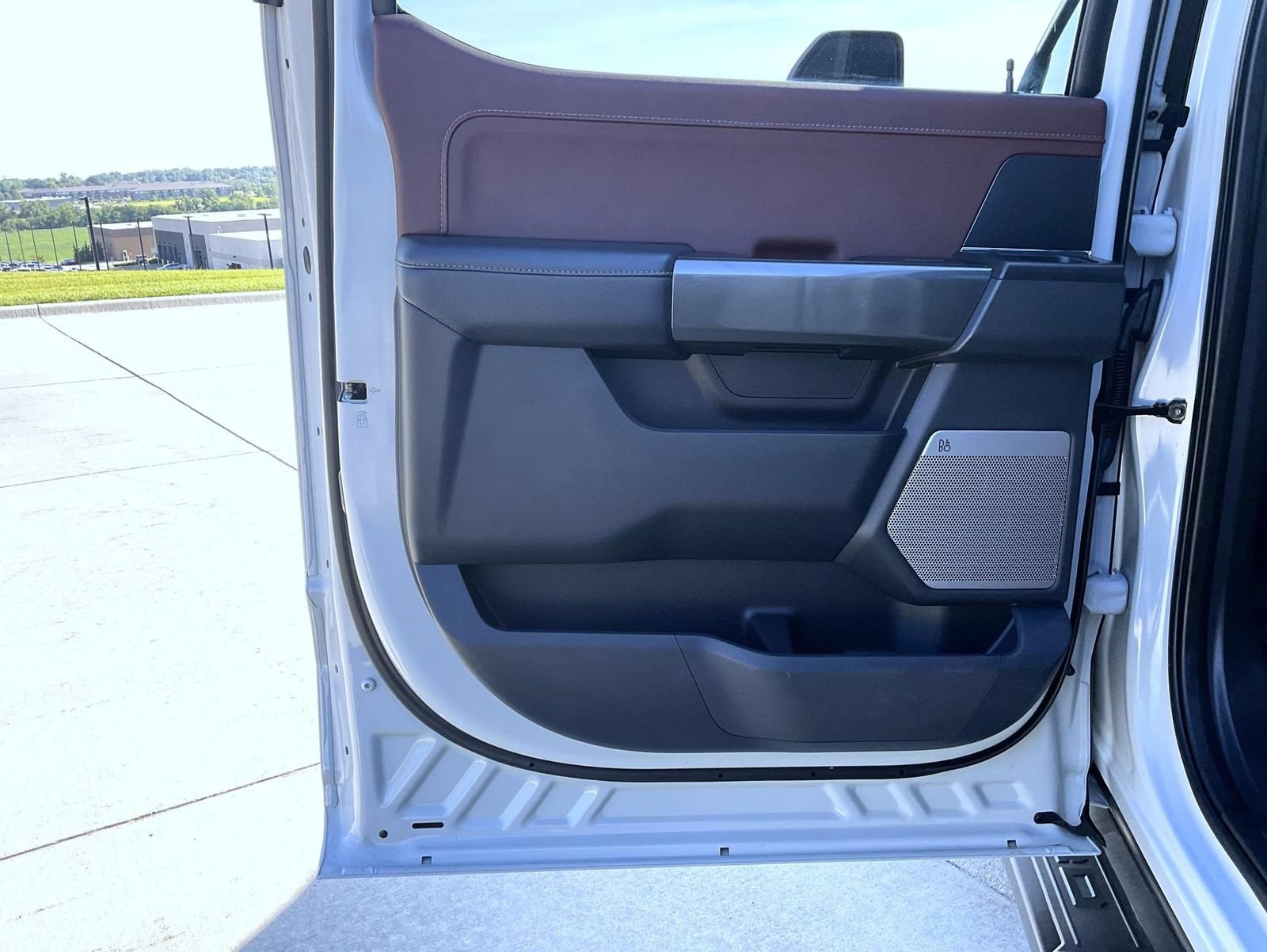 Used 2023 Ford F150 Lariat AWD/4WD image 18