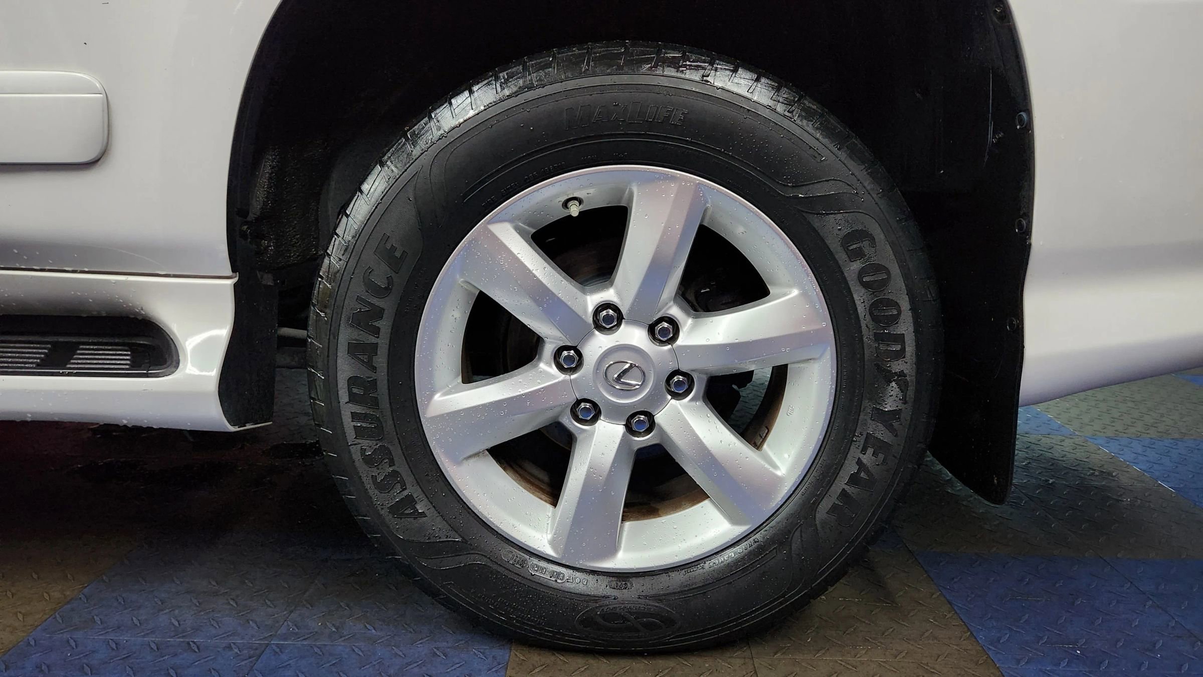 Used 2015 Lexus GX 460 image 78