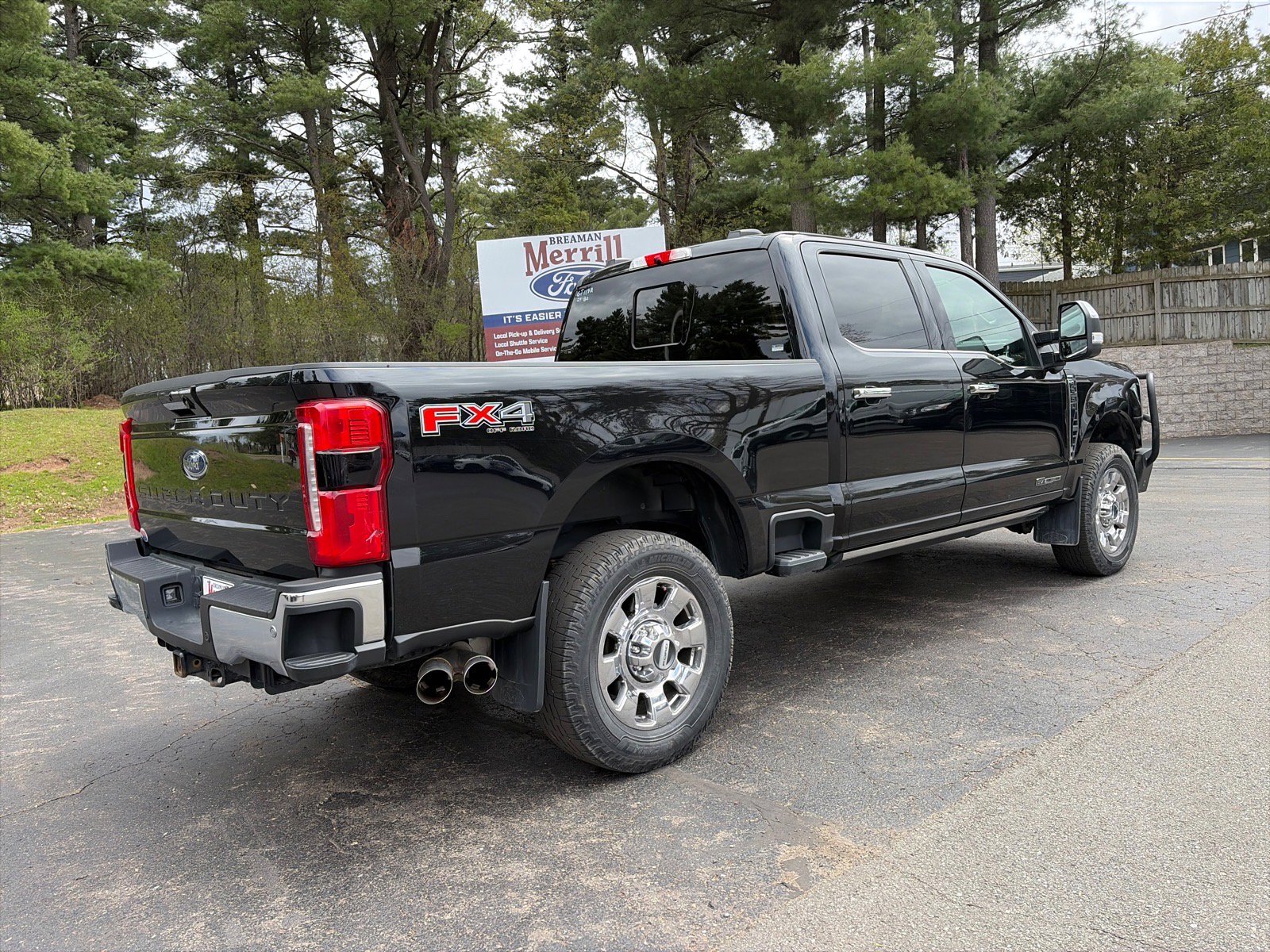 Used 2024 Ford F350 Lariat w/ Lariat Ultimate Package AWD/4WD image 6