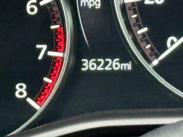 Used 2024 MAZDA MAZDA3 s image 31