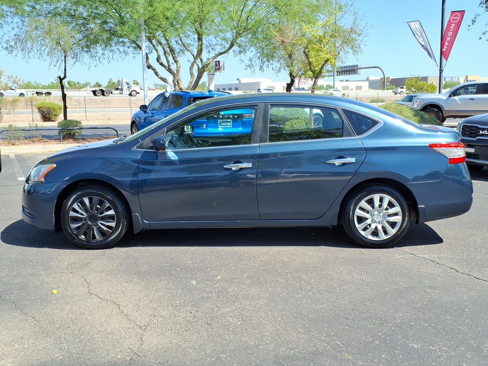 Used 2014 Nissan Sentra S FWD image 2