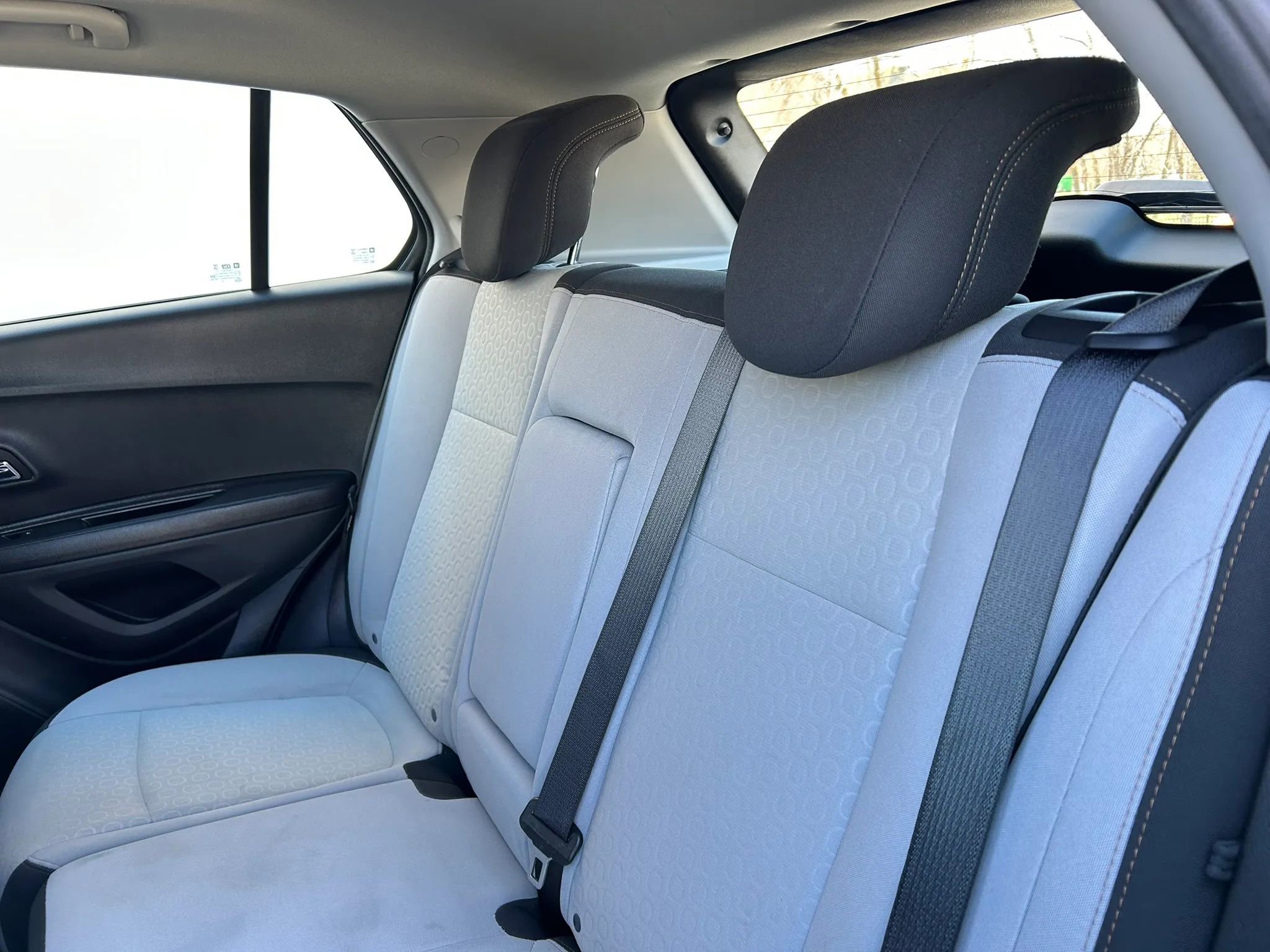 Used 2020 Chevrolet Trax LS image 17