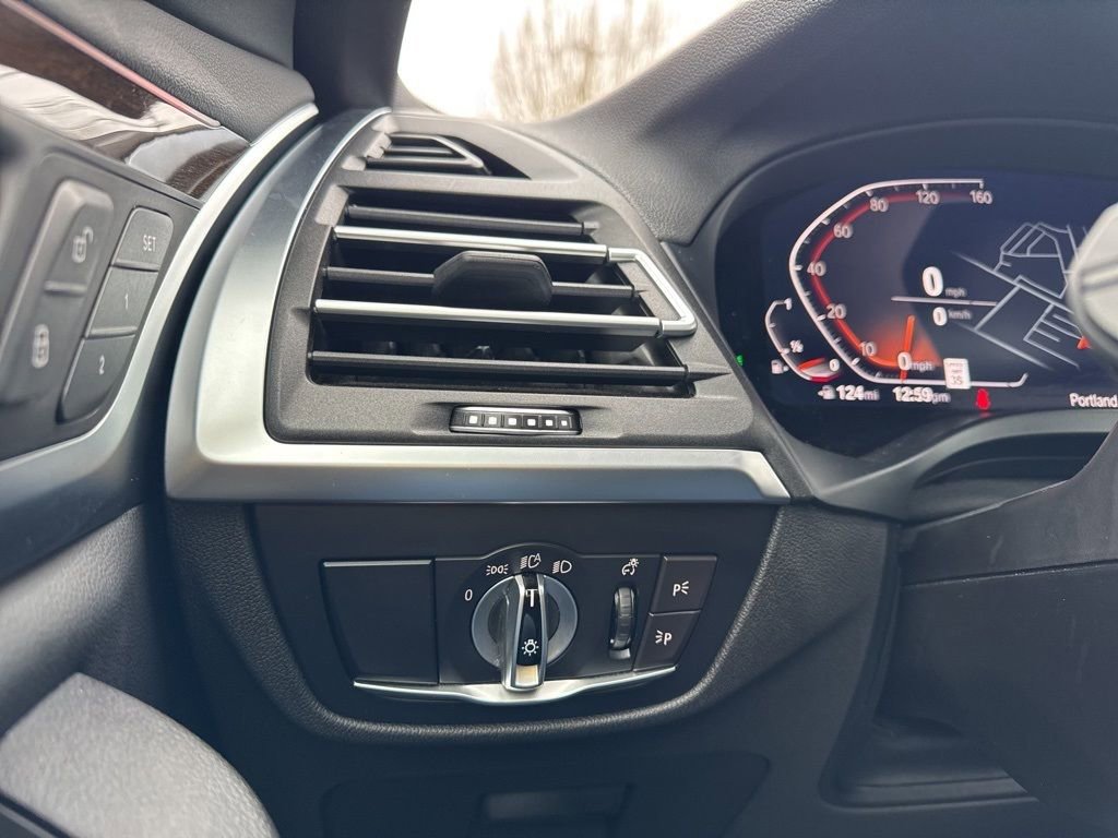 Used 2024 BMW X3 xDrive30i image 39