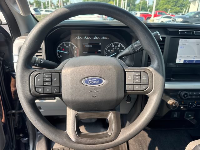 Used 2023 Ford F250 XL w/ STX Appearance Package AWD/4WD image 17