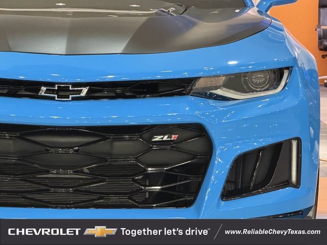 Used 2023 Chevrolet Camaro ZL1 RWD image 4