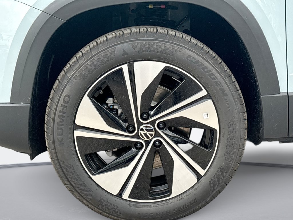 New 2026 Volkswagen Taos SE AWD/4WD image 18