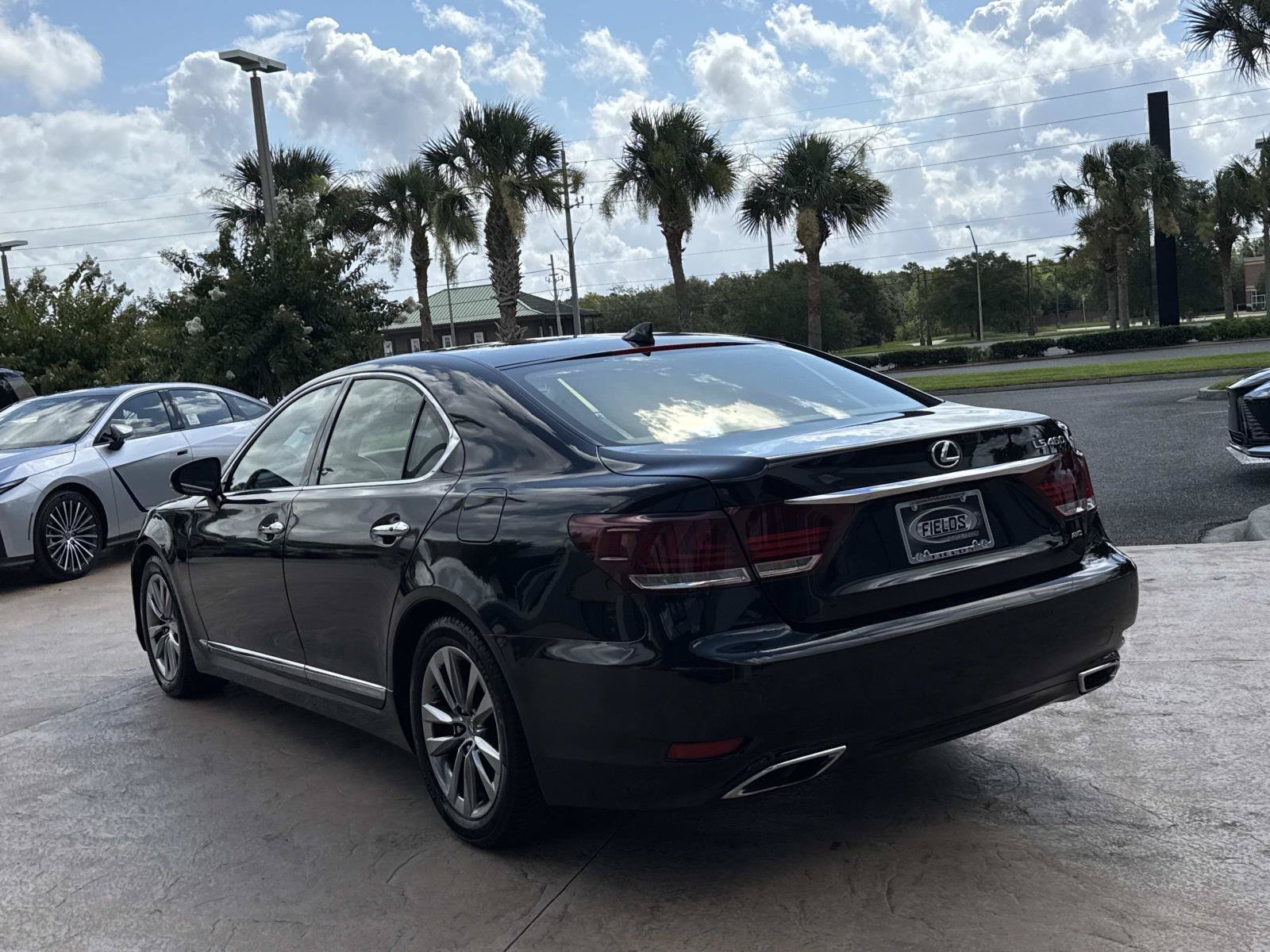 Used 2016 Lexus LS 460 AWD w/ Comfort Package image 6