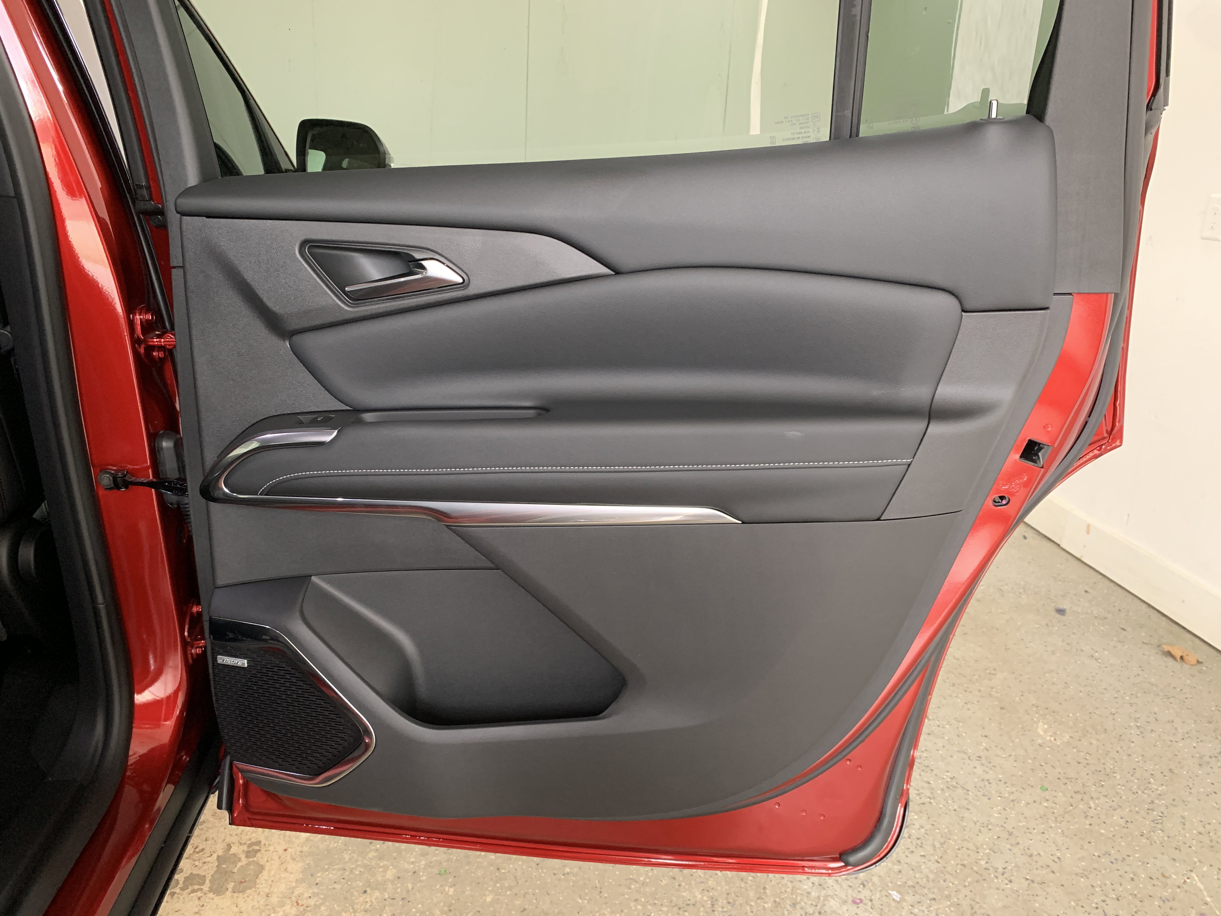 New 2025 Chevrolet Traverse LT w/ Enhanced Driving Package image 38