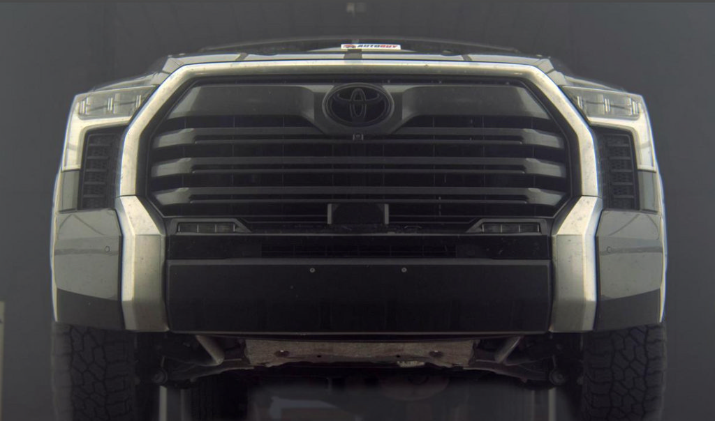 Used 2022 Toyota Tundra Limited AWD/4WD image 4