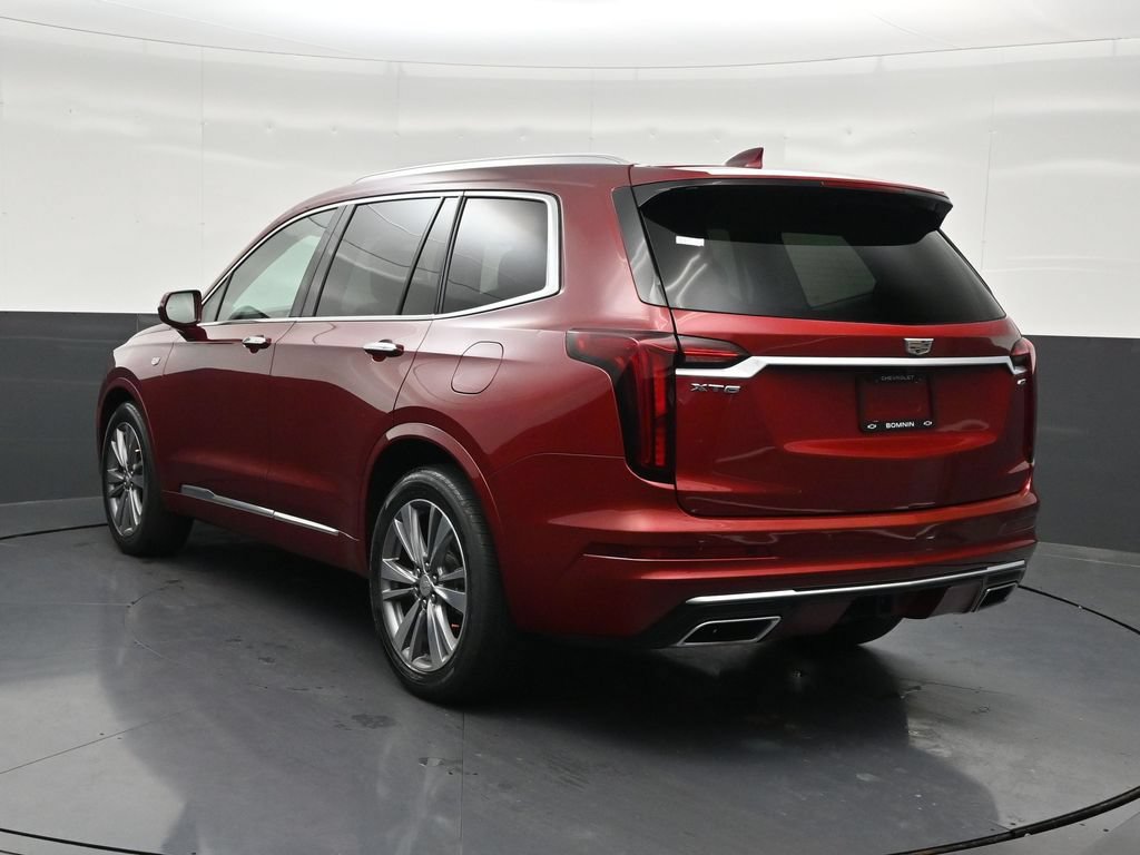 Used 2020 Cadillac XT6 Premium Luxury FWD image 3