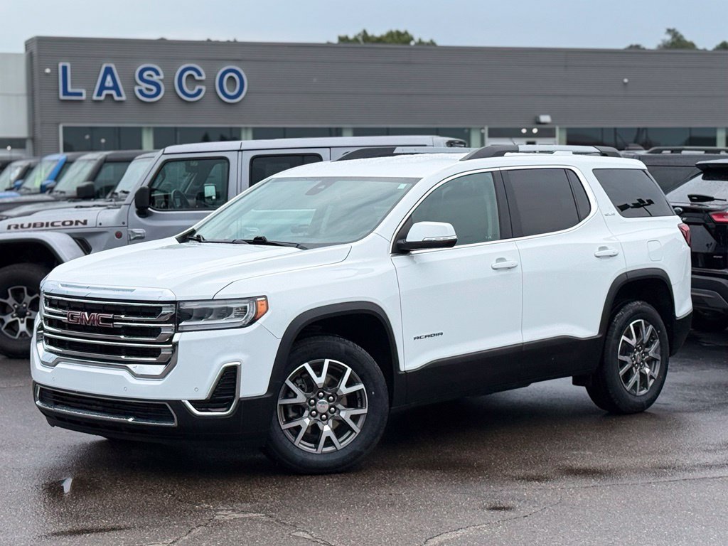 Used 2022 GMC Acadia SLE w/ Driver Convenience Package