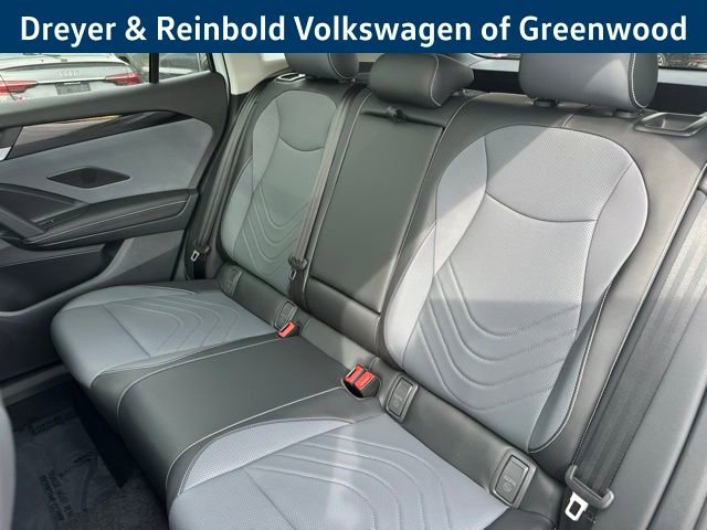 New 2026 Volkswagen Tiguan SE image 28