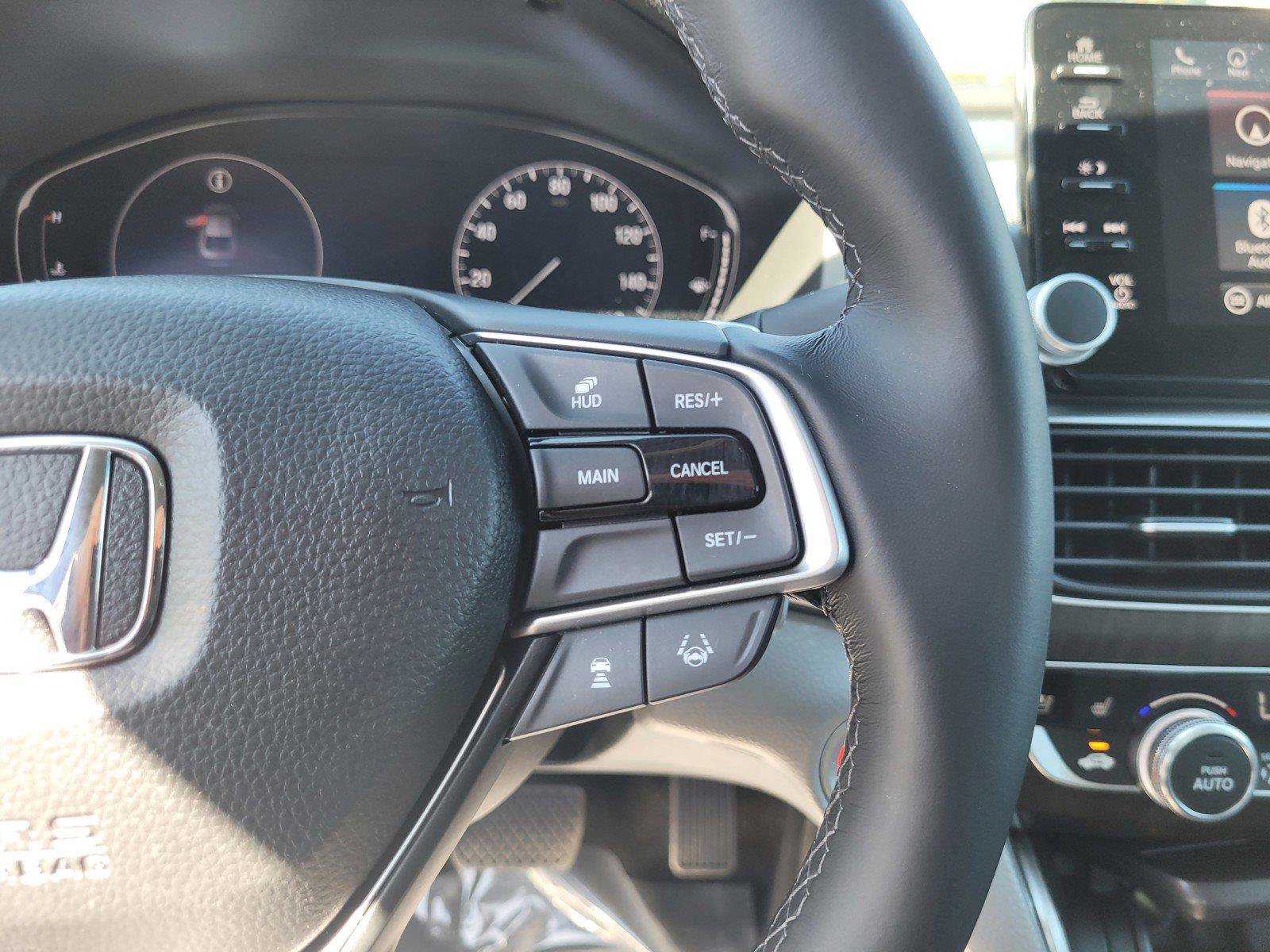 Used 2019 Honda Accord Touring image 32