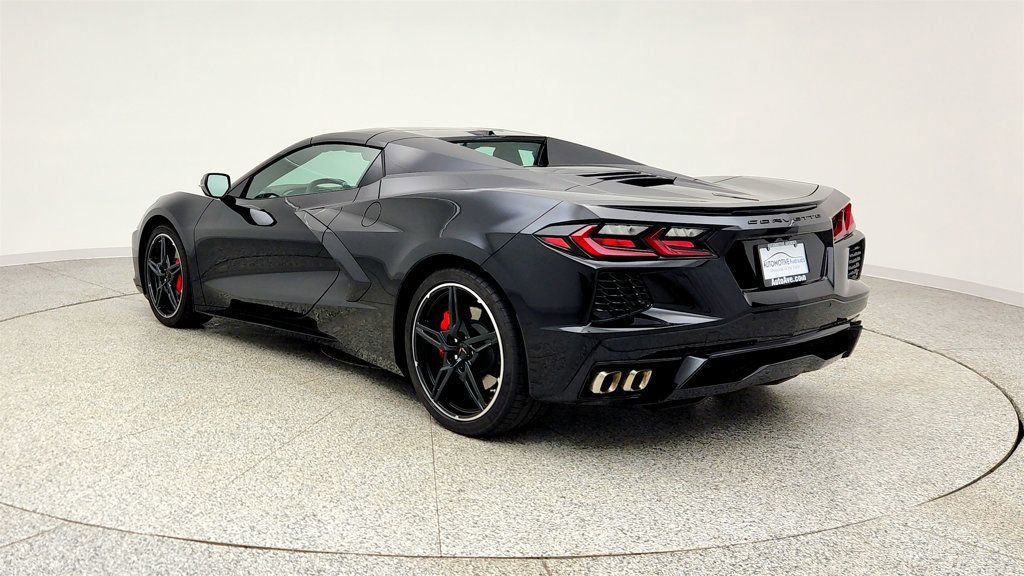 Used 2024 Chevrolet Corvette Stingray Convertible w/ 1LT image 7