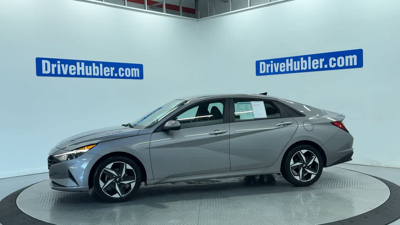 Used 2023 Hyundai Elantra SEL w/ Convenience Package FWD image 7