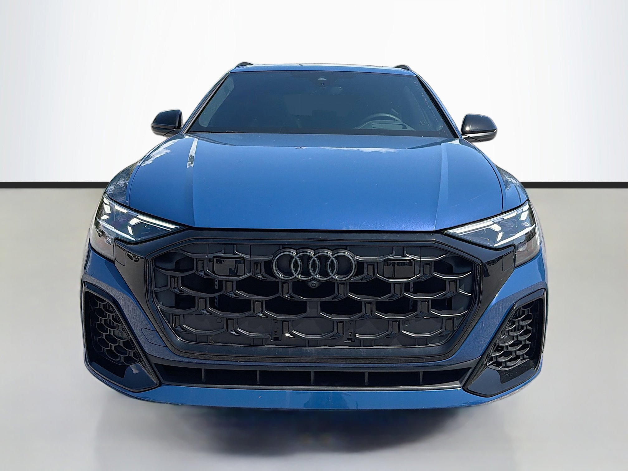 Used 2024 Audi SQ8 Prestige image 8