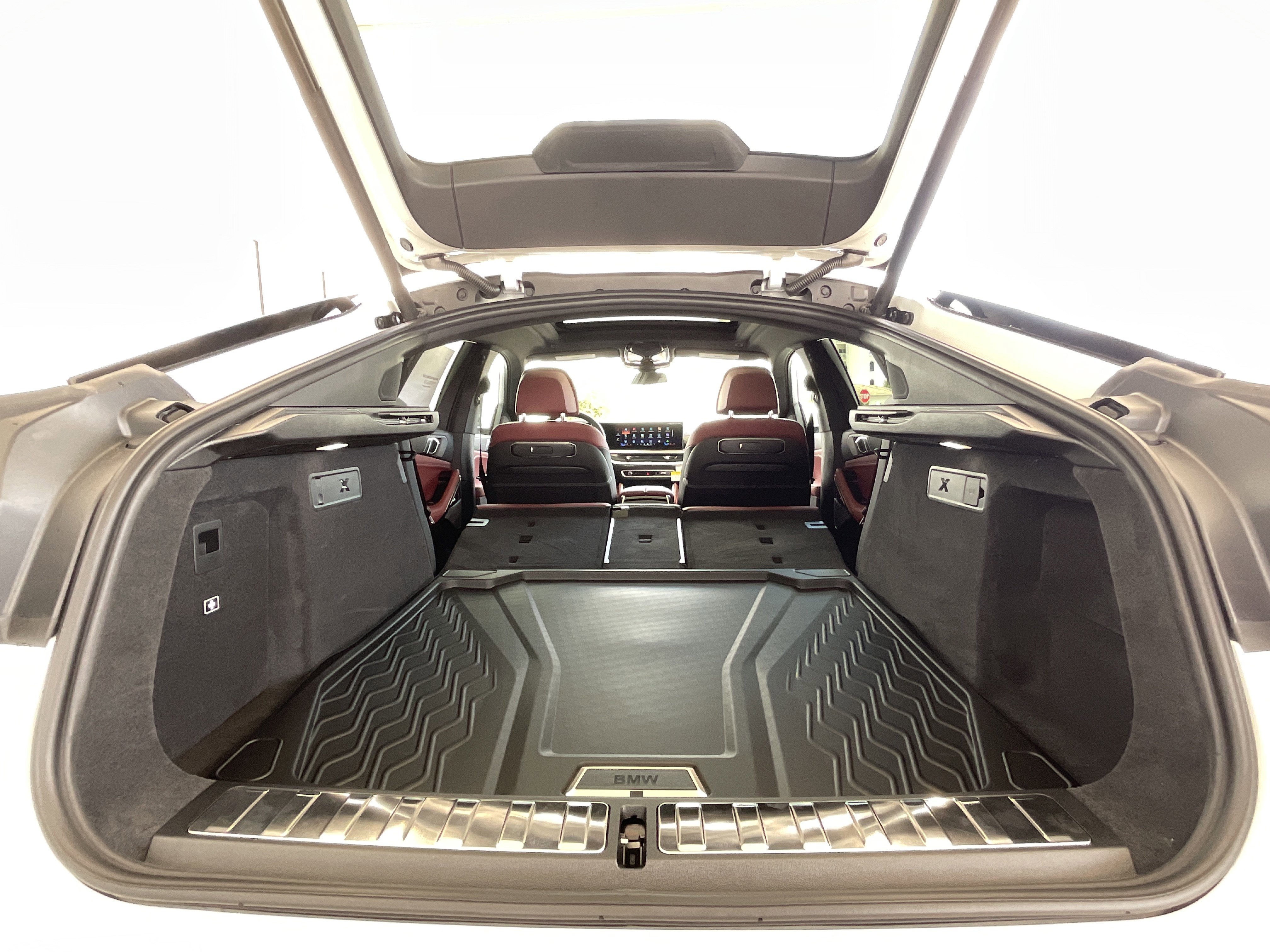 New 2027 BMW X6 xDrive40i AWD/4WD image 32