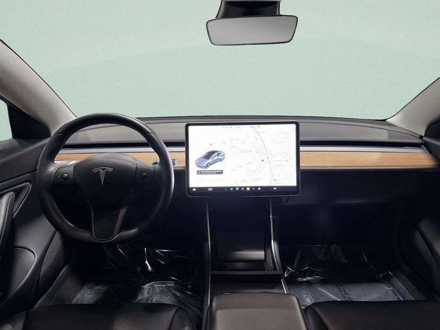 Used 2019 Tesla Model 3 image 11