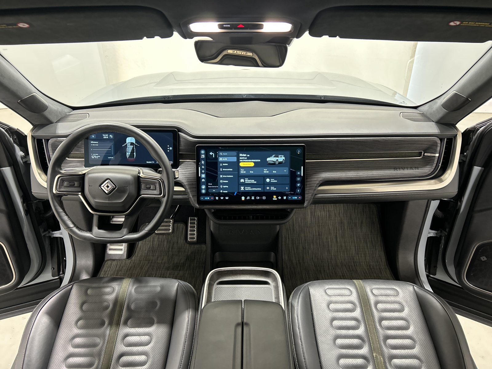 Used 2024 Rivian R1S Adventure Quad AWD/4WD image 27