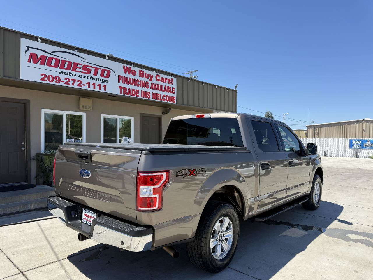 Used 2018 Ford F150 XLT w/ Equipment Group 301A Mid AWD/4WD image 3