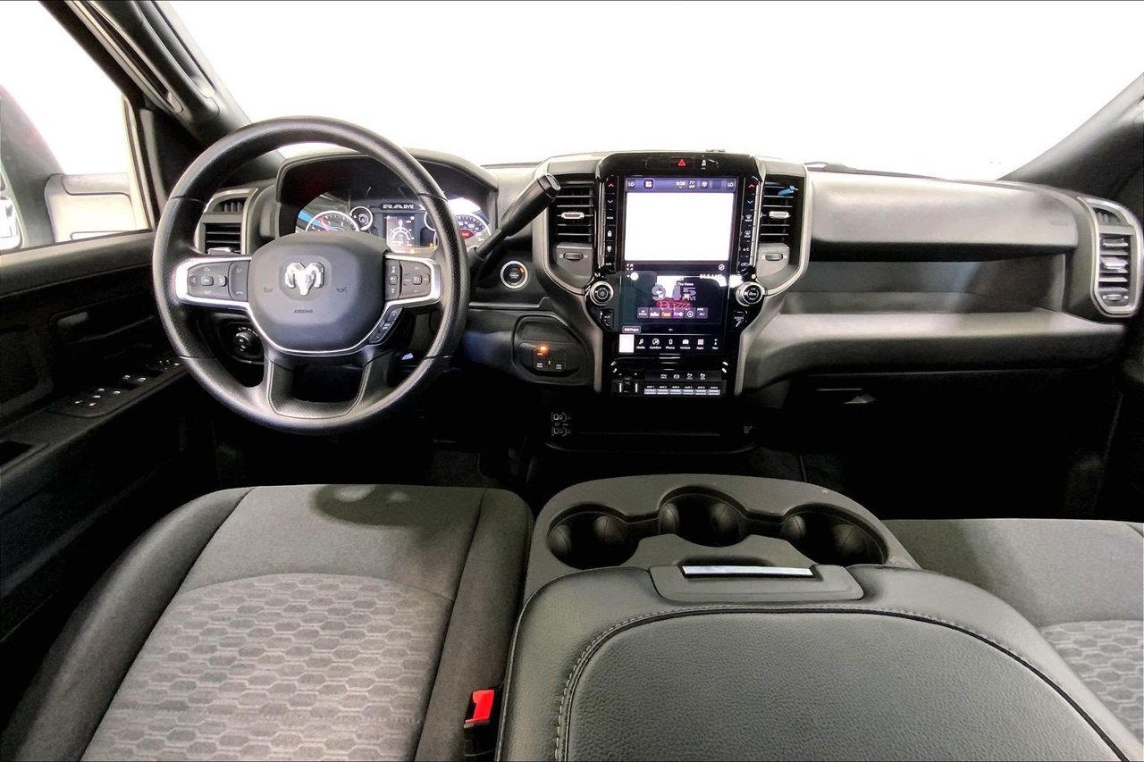 Used 2026 RAM 3500 Tradesman AWD/4WD image 15