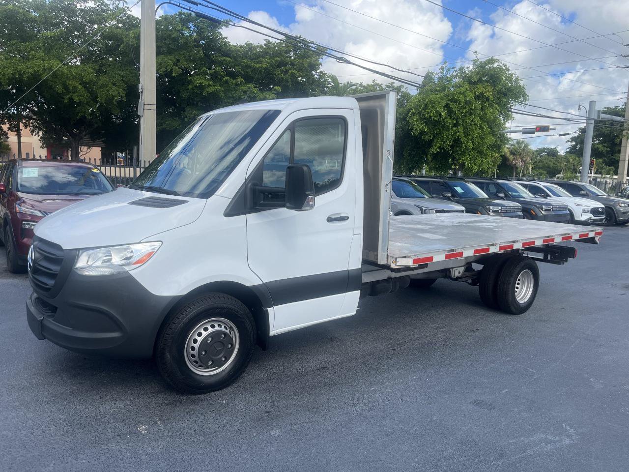 Used 2023 Mercedes-Benz Sprinter 4500 image 2