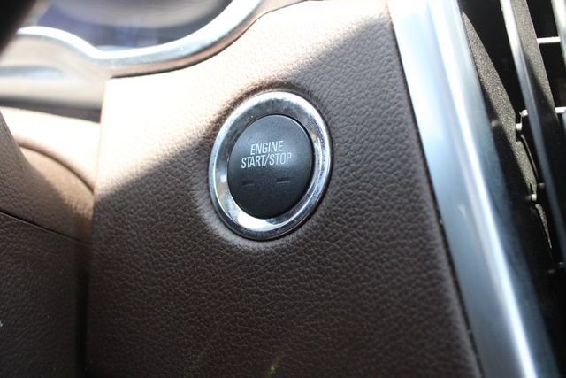 Used 2015 Cadillac SRX Performance w/ Driver Awareness Package AWD/4WD image 16
