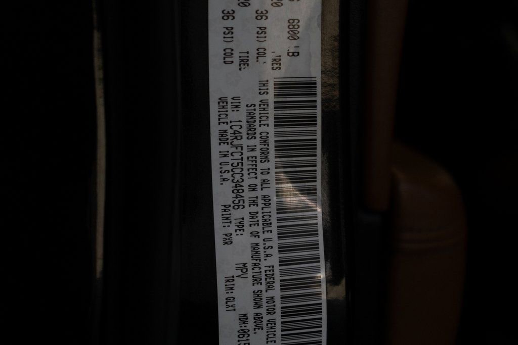 Used 2012 Jeep Grand Cherokee Overland image 38