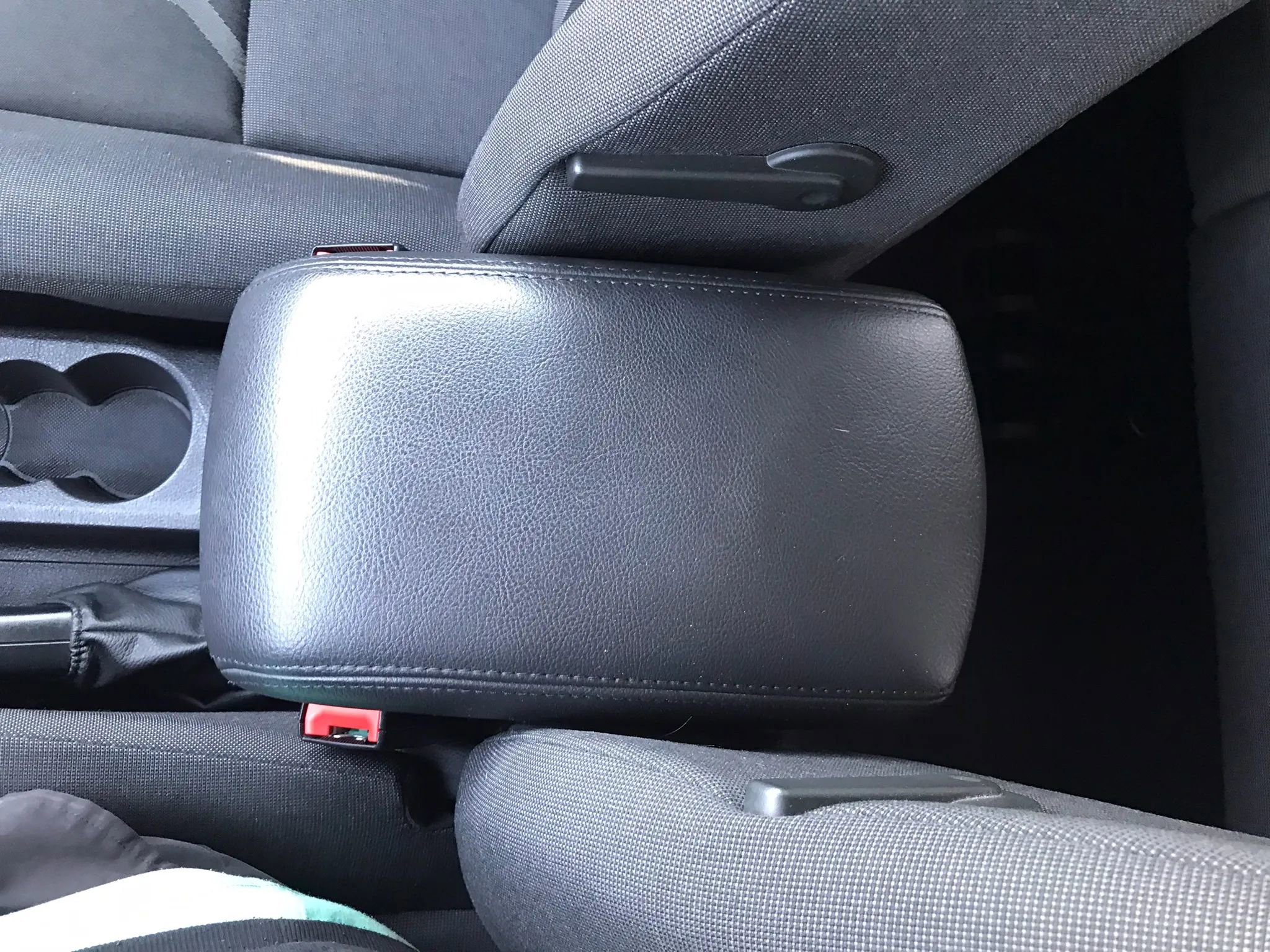 Used 2018 Ford Transit Connect XLT image 30