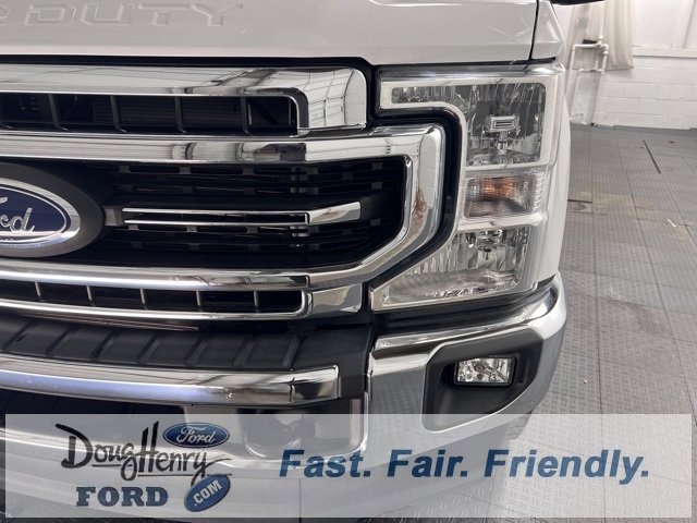 Used 2021 Ford F250 Lariat w/ FX4 Off-Road Package image 9