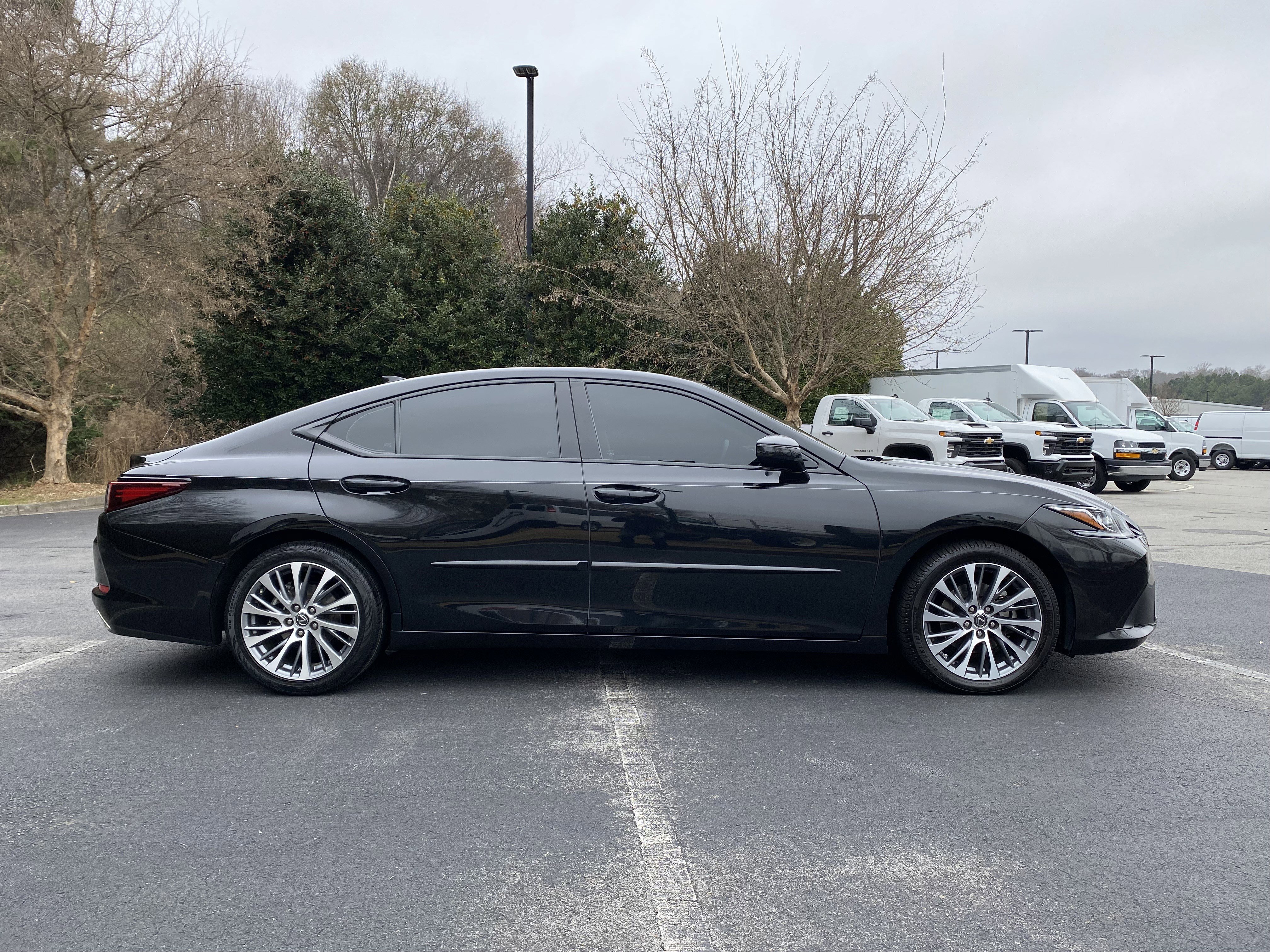 Used 2019 Lexus ES 350 w/ Premium Package image 10