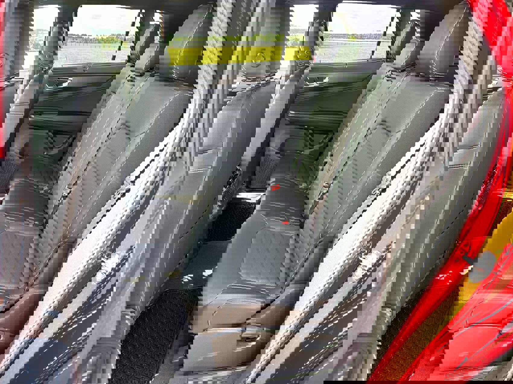 Used 2024 Volkswagen Atlas Cross Sport SEL R-Line image 23