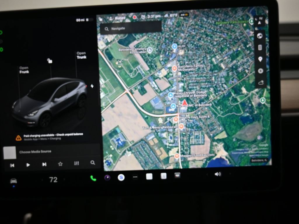 Used 2025 Tesla Model Y Long Range image 10