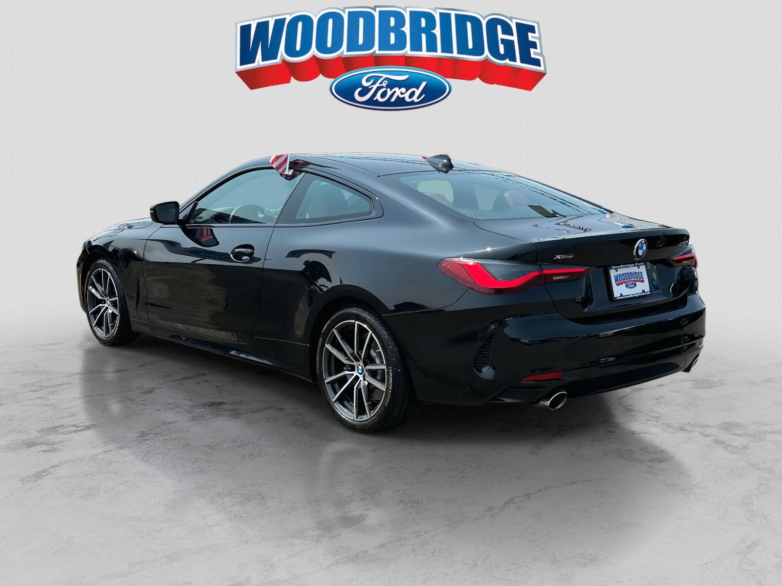 Used 2023 BMW 430i xDrive Coupe w/ Premium Package image 5