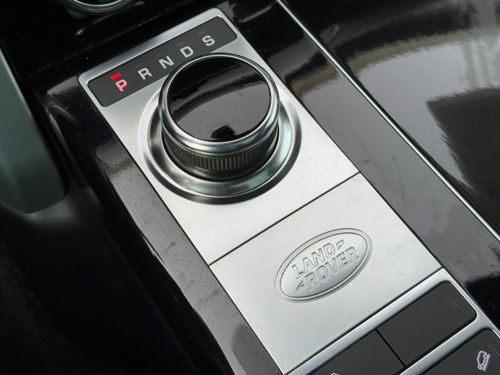 Used 2020 Land Rover Range Rover HSE image 36