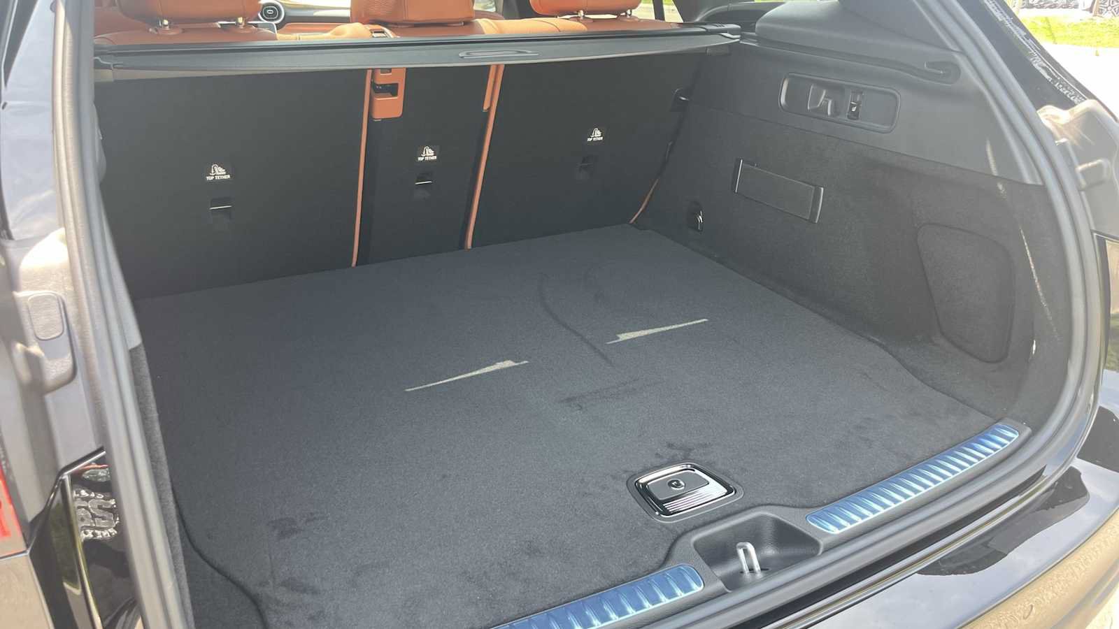 Used 2027 Mercedes-Benz GLC 300 4MATIC image 48