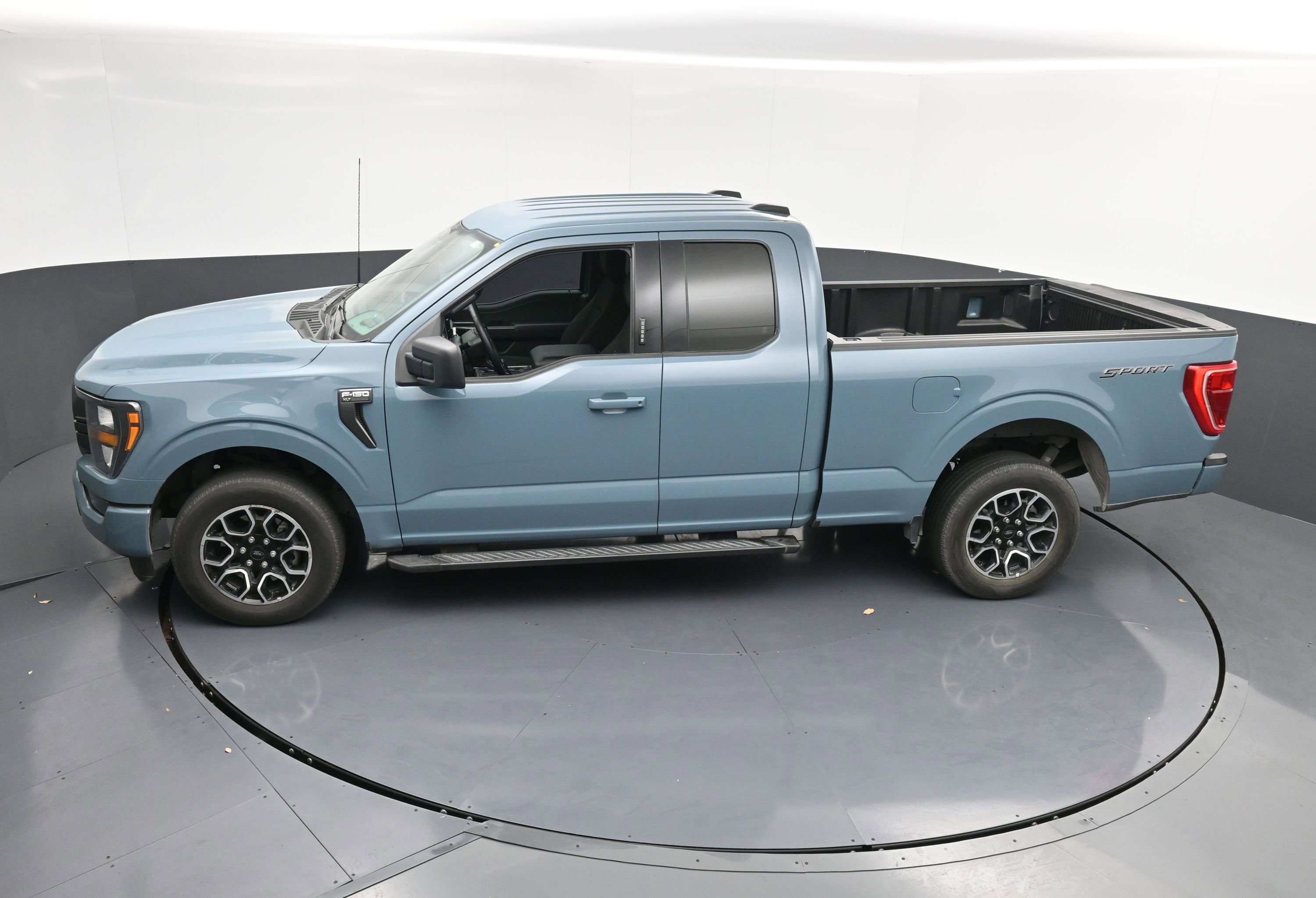 Used 2023 Ford F150 XLT w/ Equipment Group 301A Mid image 40