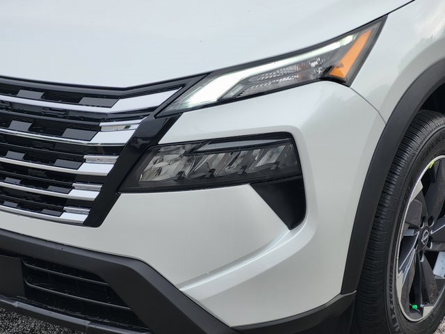 New 2026 Nissan Rogue SV image 9