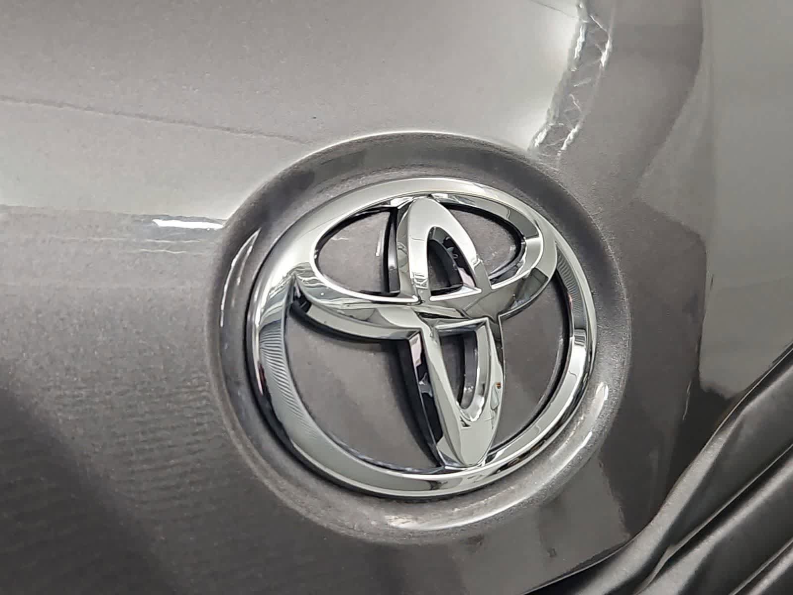 Used 2017 Toyota Sienna XLE AWD/4WD image 11