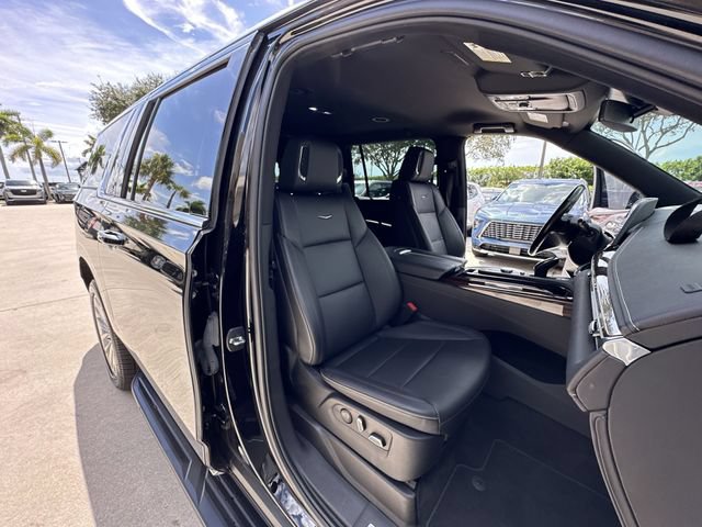 Certified 2023 Cadillac Escalade ESV Luxury RWD image 34