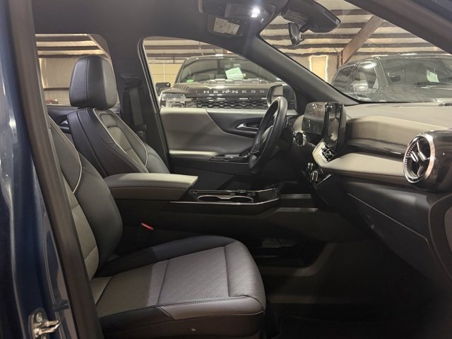 Used 2026 Chevrolet Equinox LT w/ Convenience Package II image 11