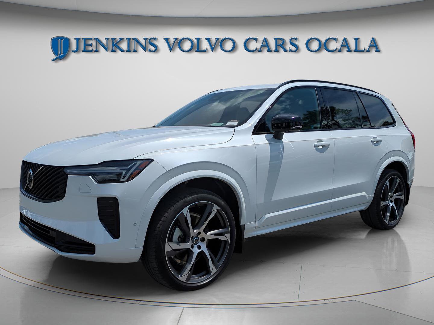 New 2026 Volvo XC90 B6 Ultra w/ Lounge Package image 4