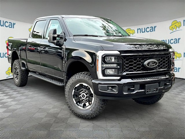 New 2025 Ford F350 XLT w/ Black Appearance Package