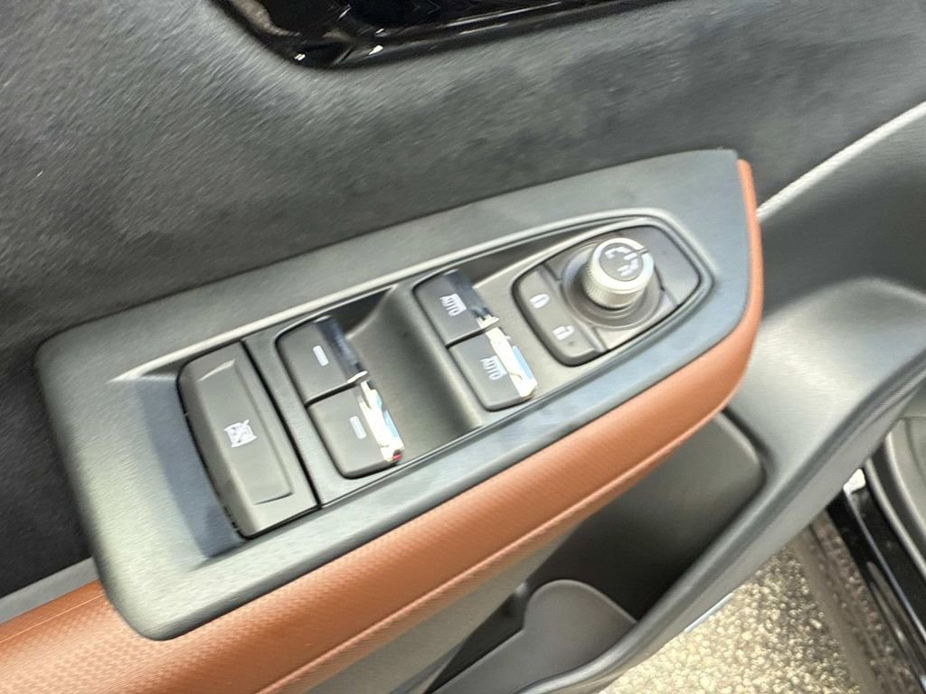 New 2025 Subaru Forester Touring w/ Protection Package image 18