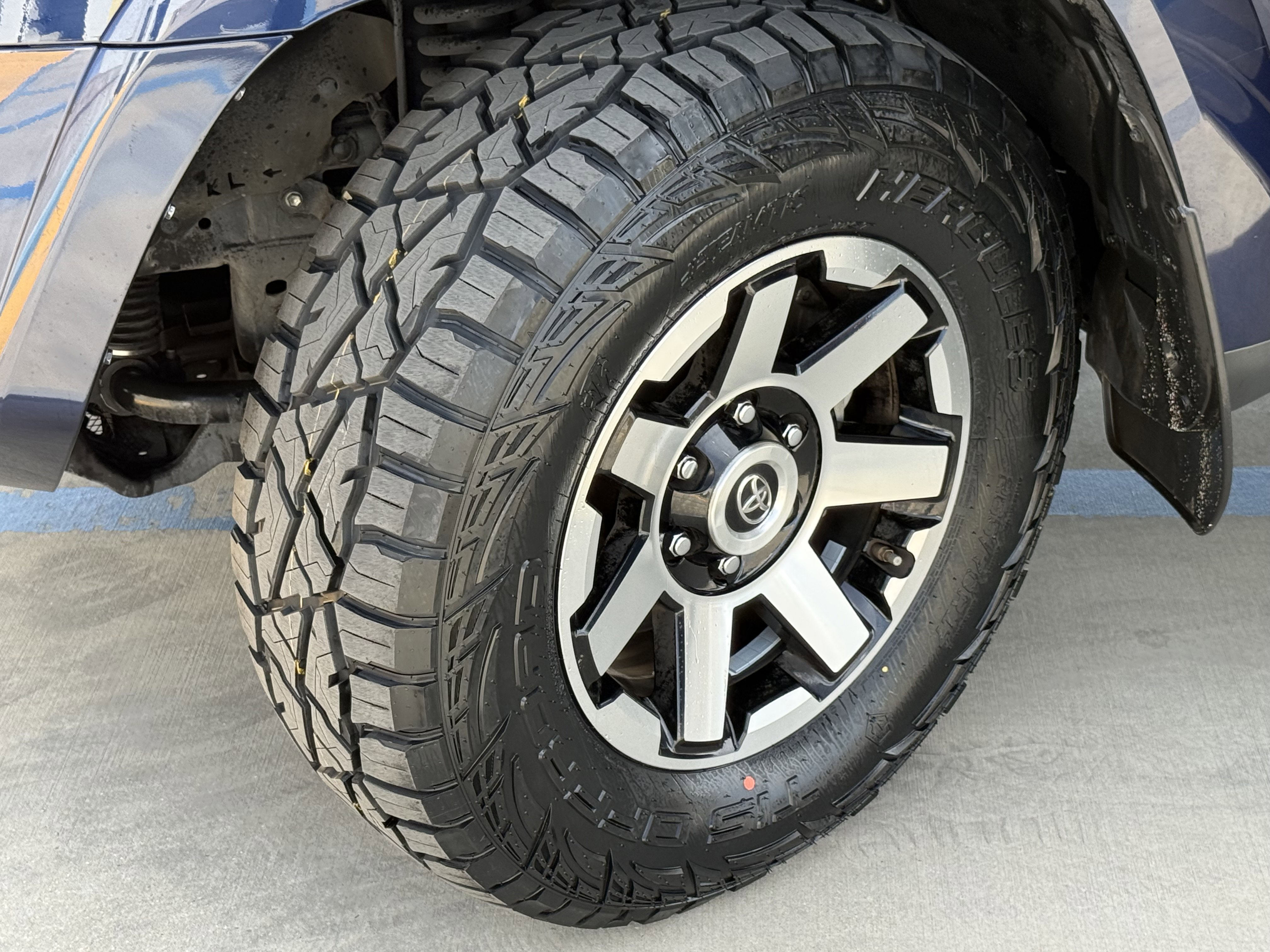 Used 2017 Toyota 4Runner TRD Off-Road Premium image 15