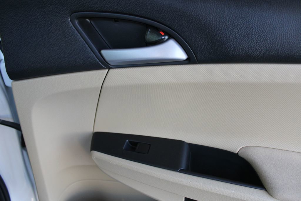 Used 2012 Honda Accord LX image 46