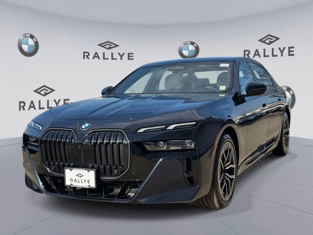 Certified 2025 BMW i7 eDrive50 w/ M Sport Package image 3